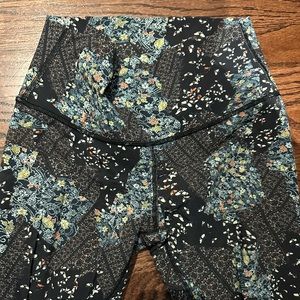 Lululemon Wunder under leggings 25 in